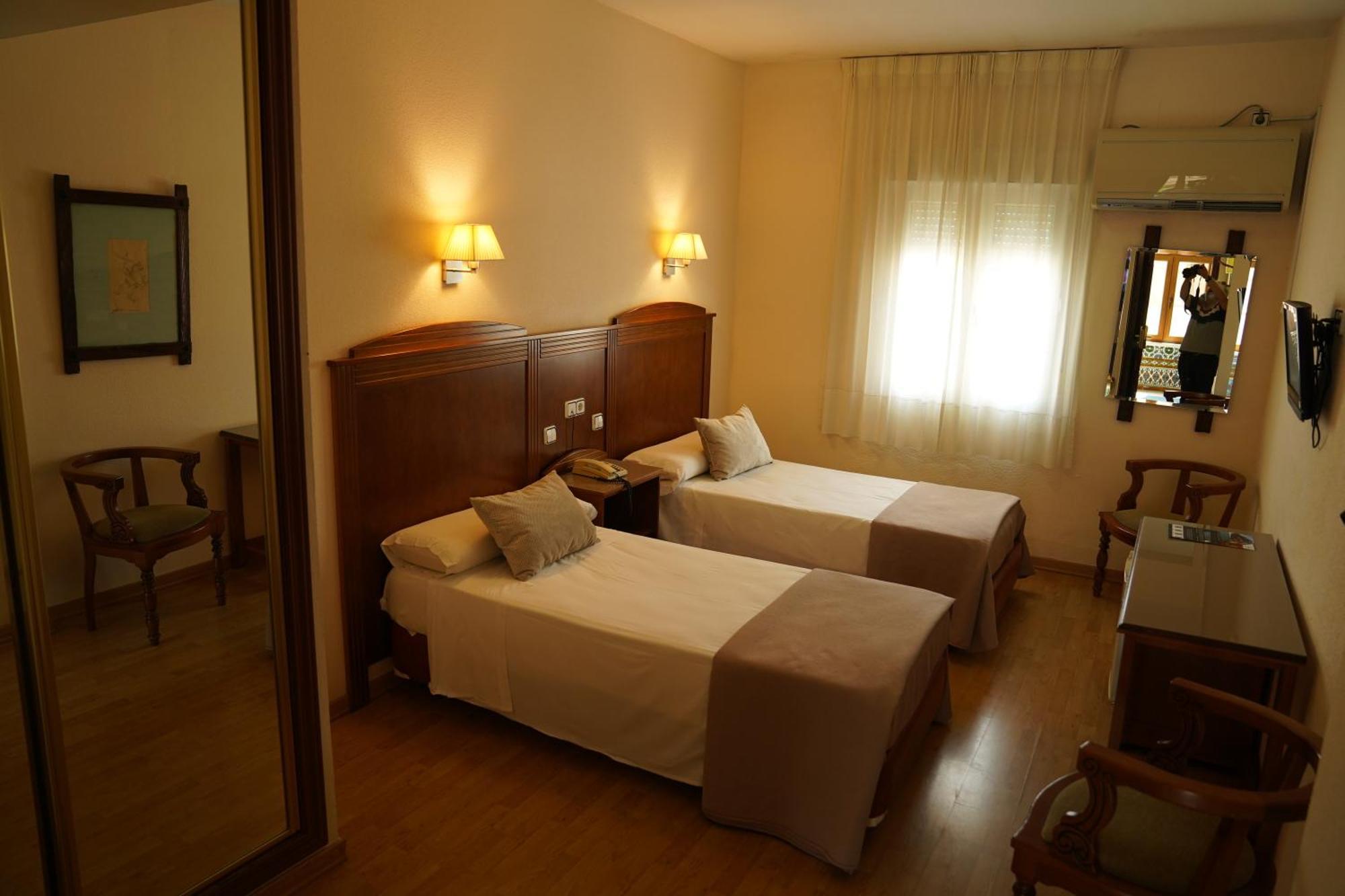 Alhama de Almería Balneario San Nicolas מראה חיצוני תמונה