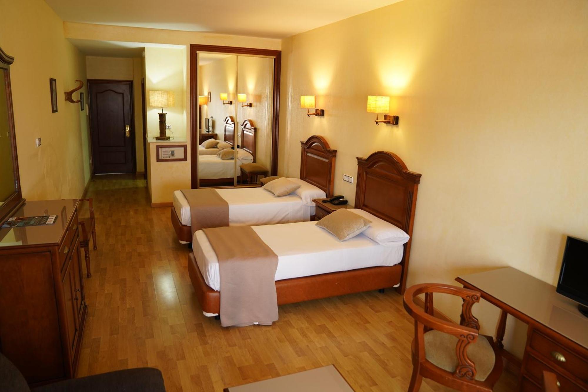 Alhama de Almería Balneario San Nicolas מראה חיצוני תמונה